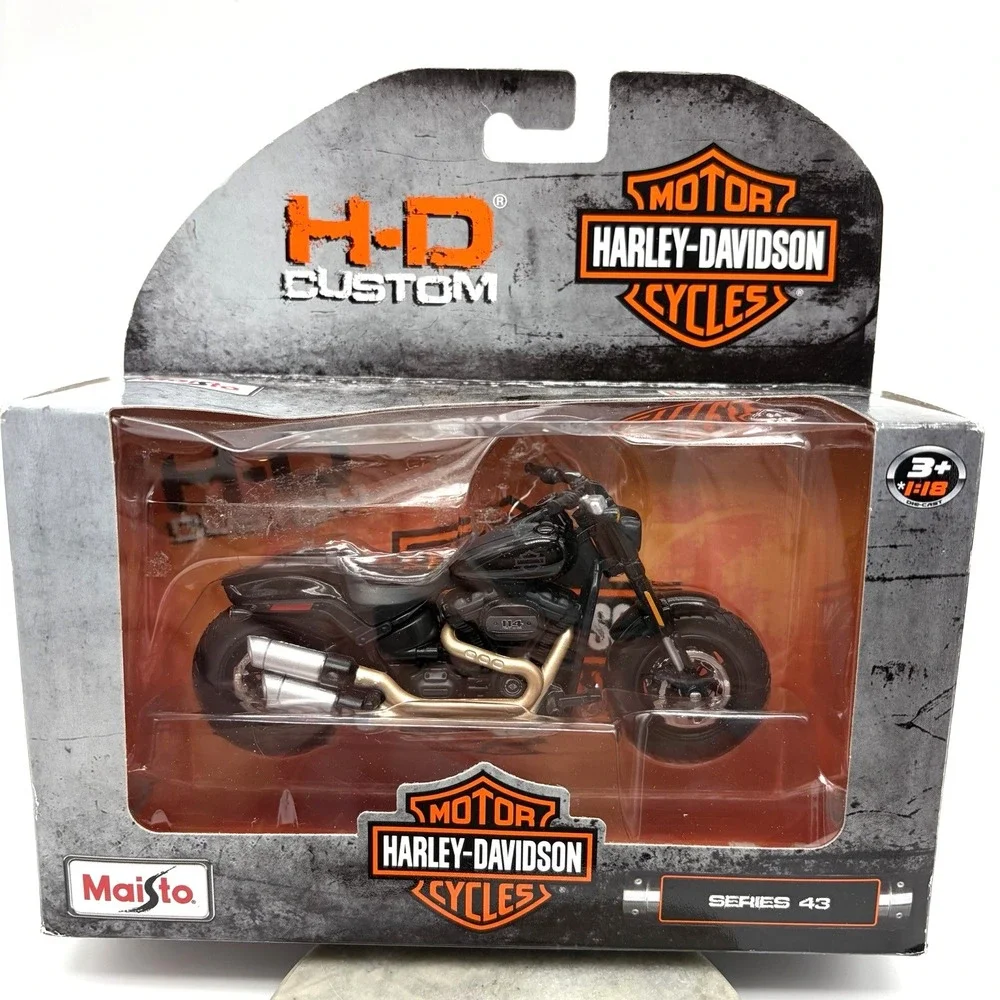 Harley Davidson 2022 Fat Bob 114 MOTORCYCLE BIKE Series 43 Maisto Imperfect Box